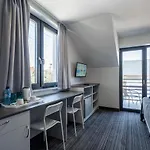 Bed & Breakfast Pionow Hotelowe - Adults Only