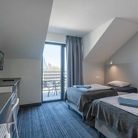 ベッド・アンド・ブレックファスト Pionow Hotelowe - Adults Only クリニツァ・モルスカ