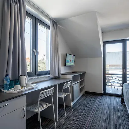 ベッド・アンド・ブレックファスト Pionow Hotelowe - Adults Only