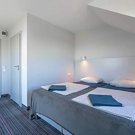 Bed & Breakfast Pionow Hotelowe - Adults Only