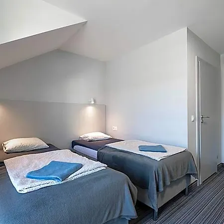 Bed & Breakfast Pionow Hotelowe - Adults Only