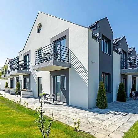 Pionow Hotelowe - Adults Only Bed & Breakfast 4*