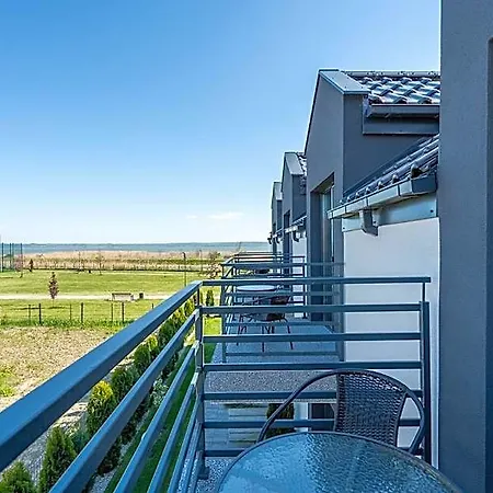 Bed & Breakfast Pionow Hotelowe - Adults Only