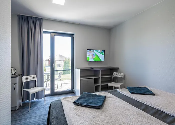 Bed & Breakfast Pionow Hotelowe - Adults Only