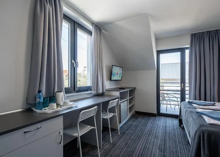 Bed & Breakfast Pionow Hotelowe - Adults Only