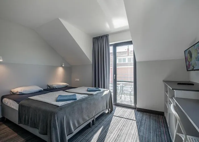 Bed & Breakfast Pionow Hotelowe - Adults Only