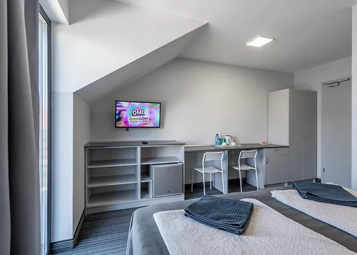 Pionow Hotelowe - Adults Only ベッド・アンド・ブレックファスト 4*