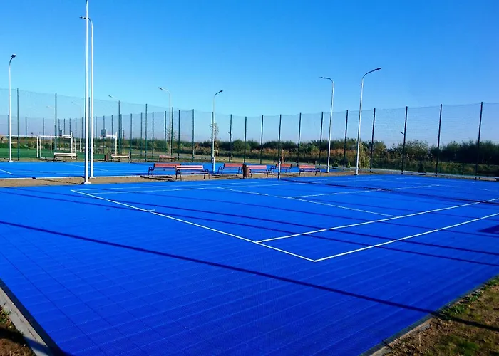 ベッド・アンド・ブレックファスト Pionow Hotelowe - Adults Only クリニツァ・モルスカ